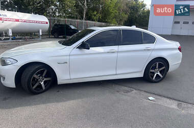 Седан BMW 5 Series 2013 в Дніпрі