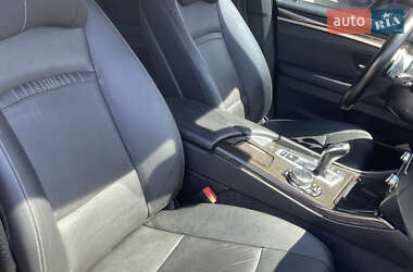 Седан BMW 5 Series 2013 в 
