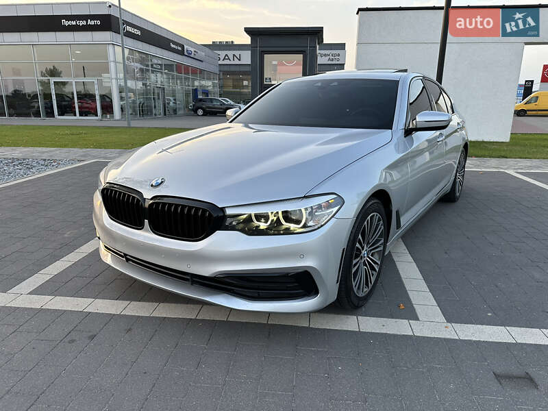 Седан BMW 5 Series 2020 в Мукачево