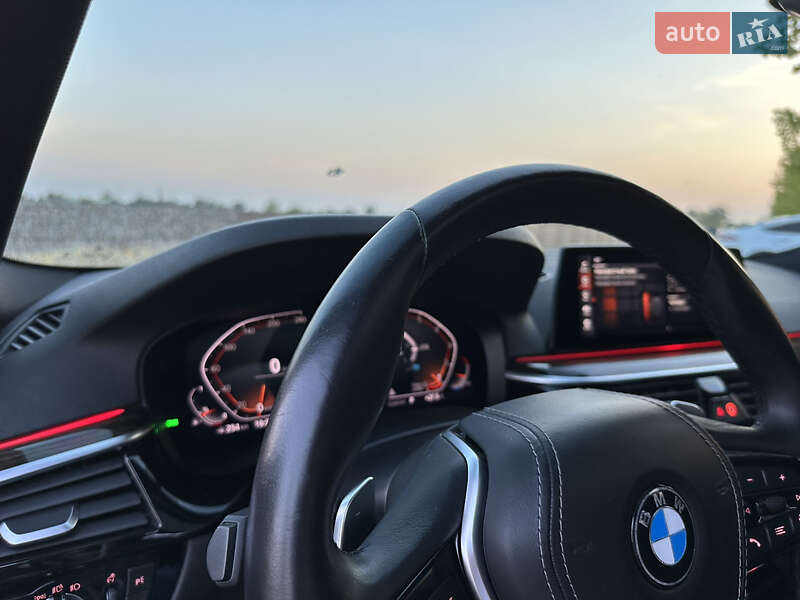 Седан BMW 5 Series 2020 в Мукачево