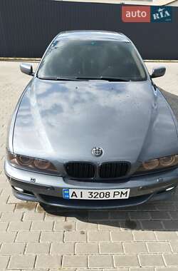 Седан BMW 5 Series 2000 в 