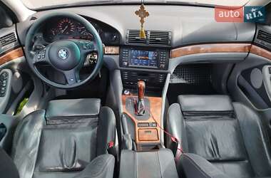 Седан BMW 5 Series 2000 в 