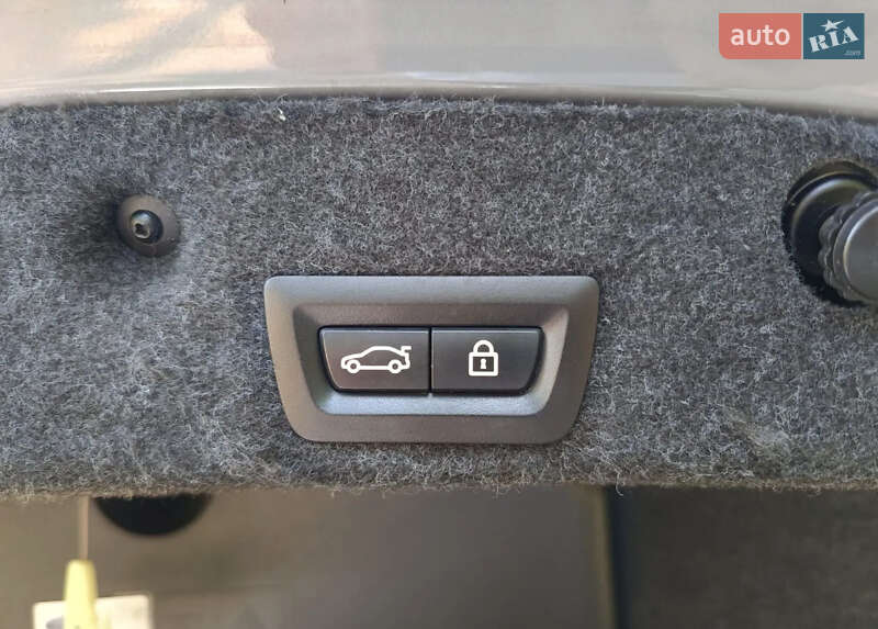 Седан BMW 5 Series 2015 в Львове фото 17 Седан BMW 5 Series 2015 в Львове