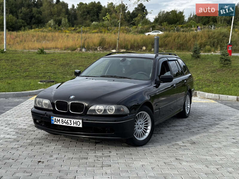 BMW 5 Series 2001