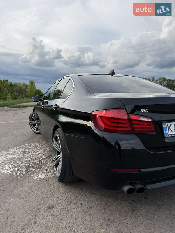 Седан BMW 5 Series 2012 в Киеве
