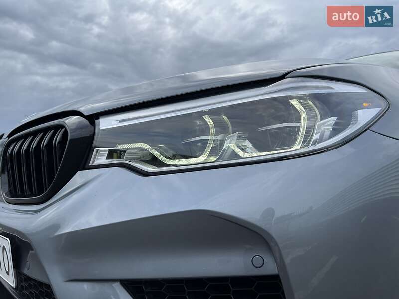 Седан BMW 5 Series 2017 в Львове