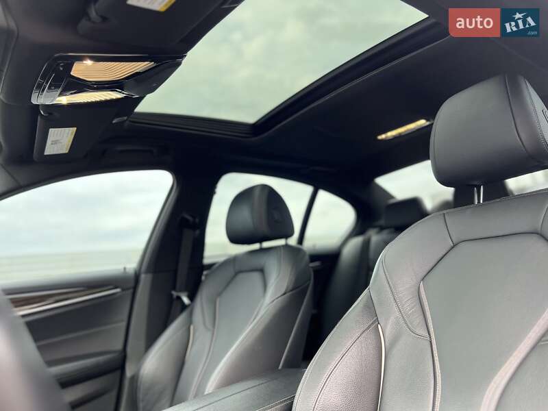 Седан BMW 5 Series 2017 в Львове