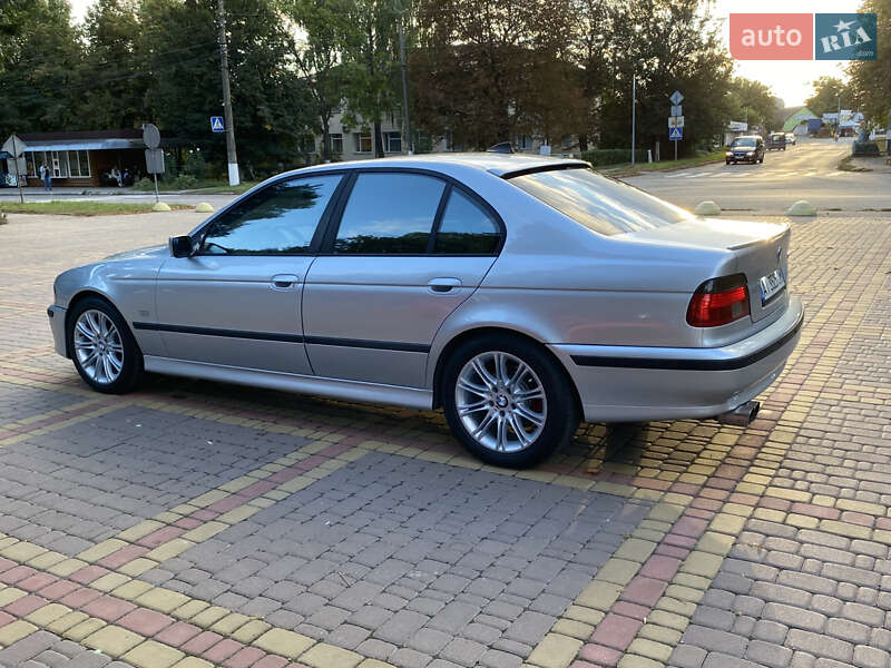 Седан BMW 5 Series 1998 в Кагарлику