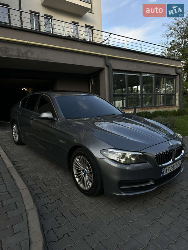 Седан BMW 5 Series 2015 в Ивано-Франковске