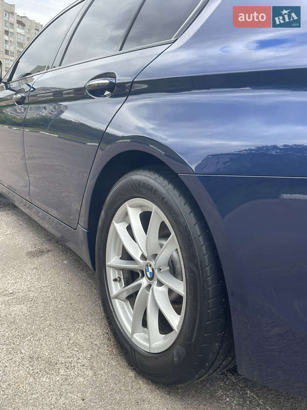 Седан BMW 5 Series 2016 в Житомире