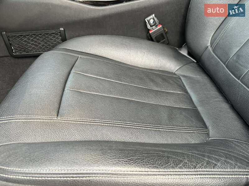 Седан BMW 5 Series 2016 в Житомире