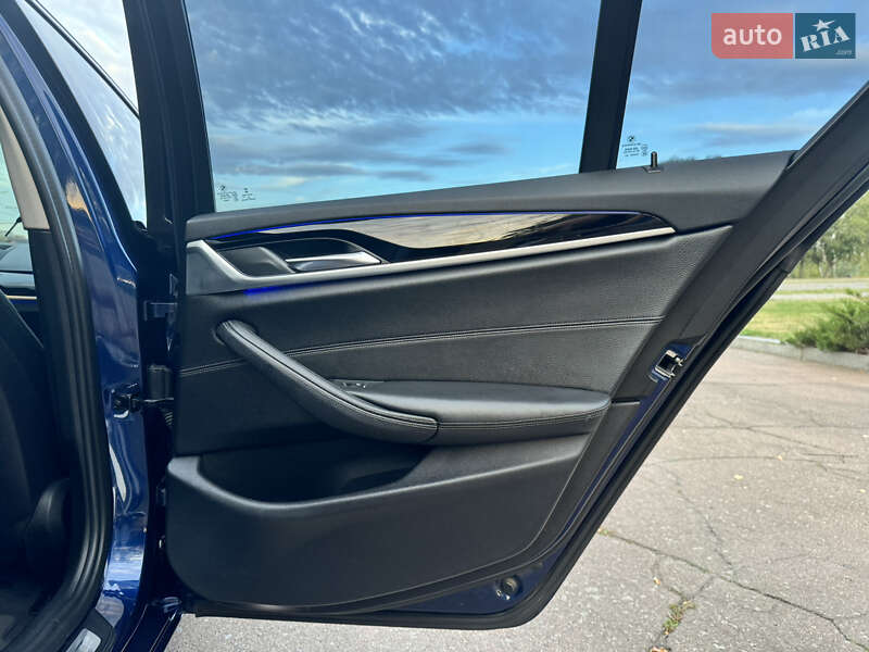 Седан BMW 5 Series 2016 в Житомире