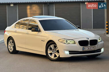 Седан BMW 5 Series 2010 в 