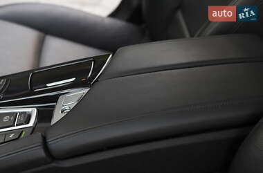 Седан BMW 5 Series 2013 в 