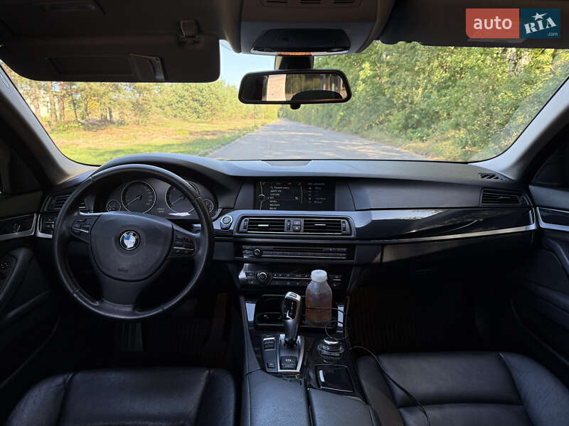 Седан BMW 5 Series 2011 в Ковелі