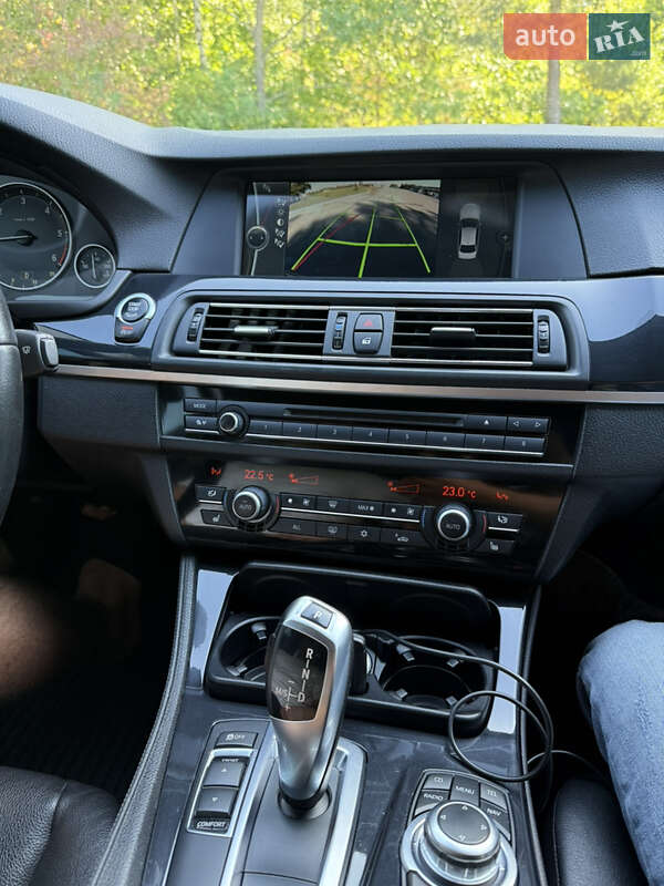 Седан BMW 5 Series 2011 в Ковелі