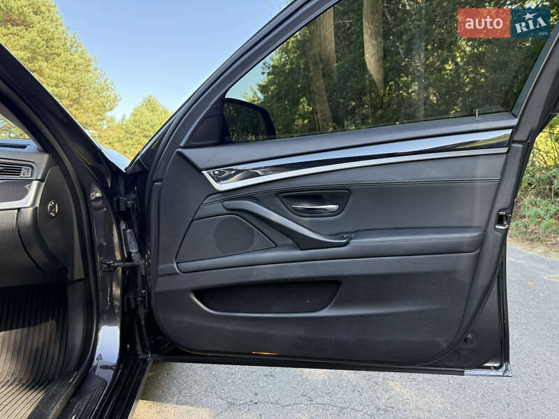 Седан BMW 5 Series 2011 в Ковелі