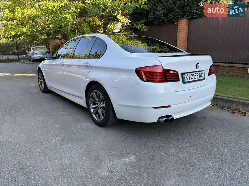 Седан BMW 5 Series 2012 в Києві