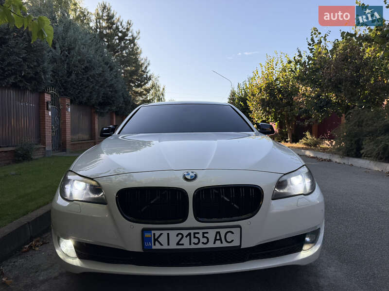 Седан BMW 5 Series 2012 в Києві