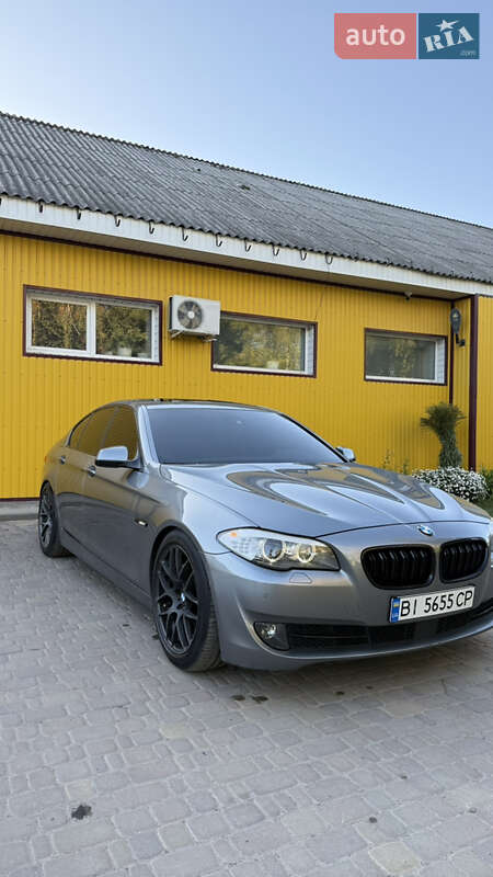 Седан BMW 5 Series 2010 в Хороле фото 3 Седан BMW 5 Series 2010 в Хороле