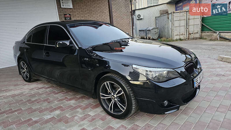 Седан BMW 5 Series 2008 в Южноукраинске