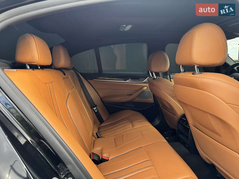 Седан BMW 5 Series 2018 в Виннице