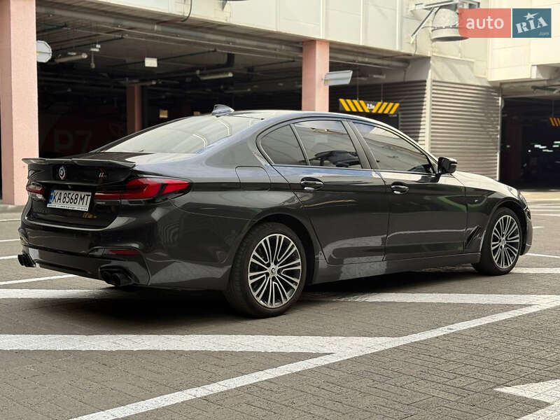 Седан BMW 5 Series 2017 в Києві