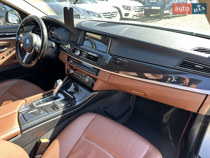 Седан BMW 5 Series 2016 в Ивано-Франковске