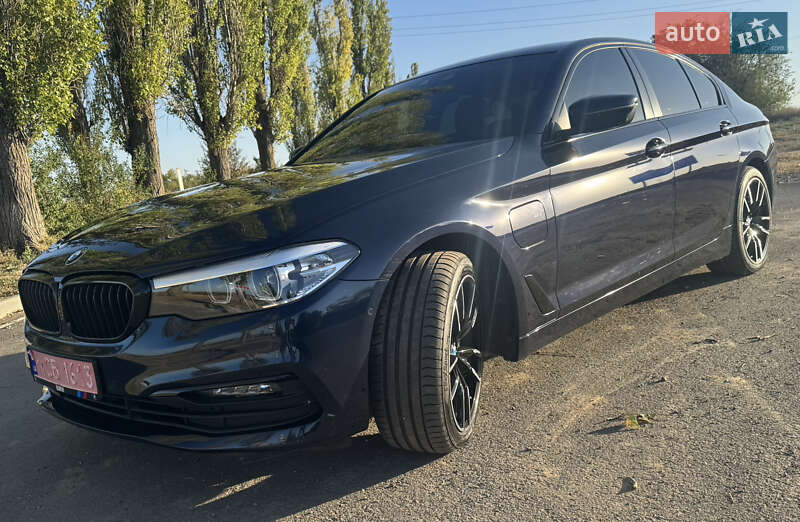 BMW 5 Series 2019