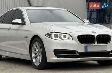 Седан BMW 5 Series 2014 в Ужгороде