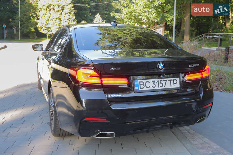 Седан BMW 5 Series 2019 в Львове