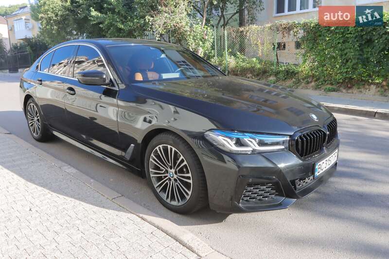 Седан BMW 5 Series 2019 в Львове