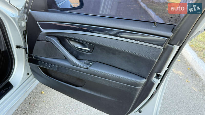 Седан BMW 5 Series 2011 в Києві