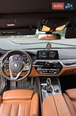 Седан BMW 5 Series 2017 в 