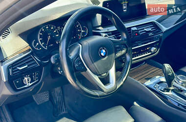 Седан BMW 5 Series 2017 в 