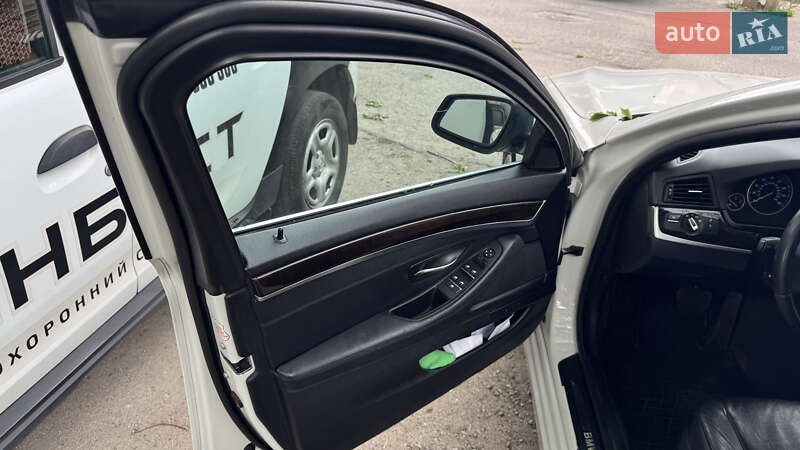Седан BMW 5 Series 2012 в Запоріжжі