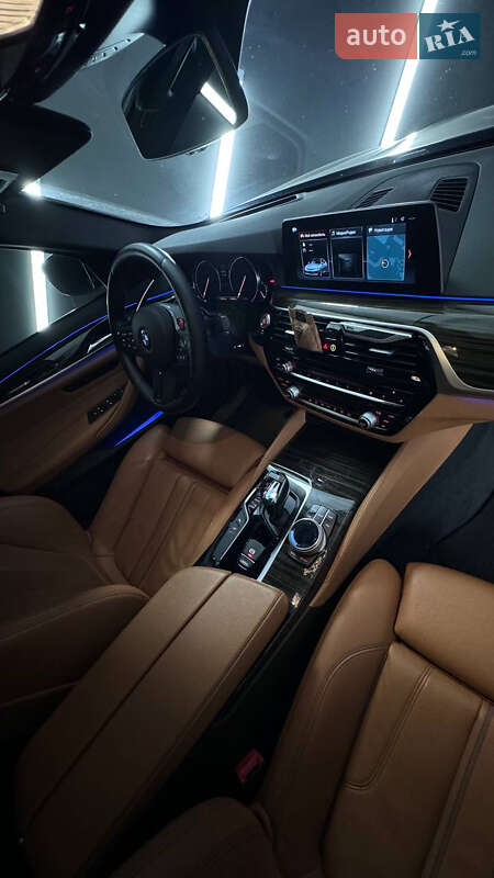 Седан BMW 5 Series 2018 в Киеве
