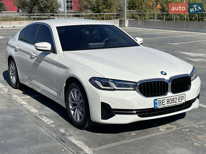 BMW 5 Series 2021