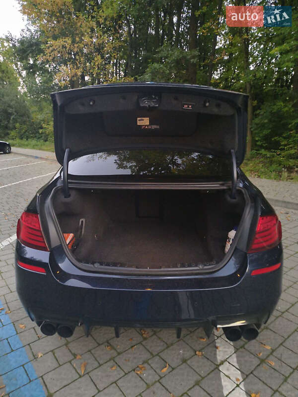 Седан BMW 5 Series 2013 в Львове