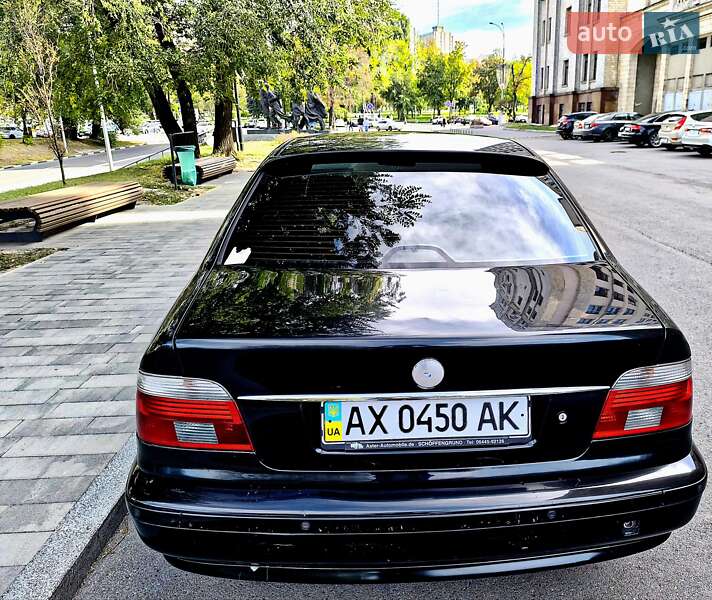 Седан BMW 5 Series 2000 в Харкові