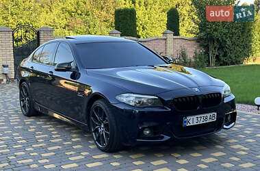 Седан BMW 5 Series 2015 в Черновцах