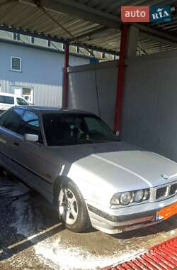 Седан BMW 5 Series 1995 в Ковелі