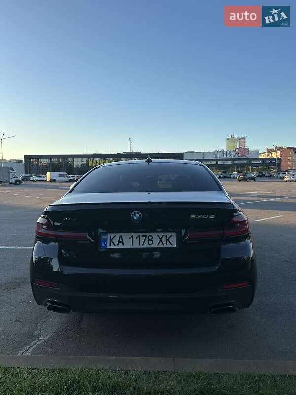 Седан BMW 5 Series 2022 в Києві