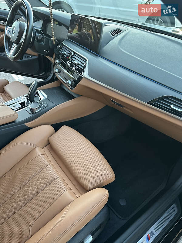 Седан BMW 5 Series 2022 в Києві