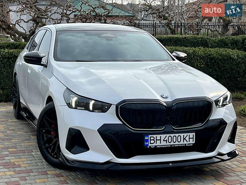 Седан BMW 5 Series 2023 в Одесі