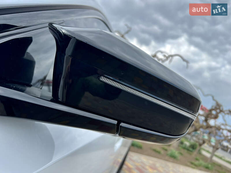 Седан BMW 5 Series 2023 в Одесі