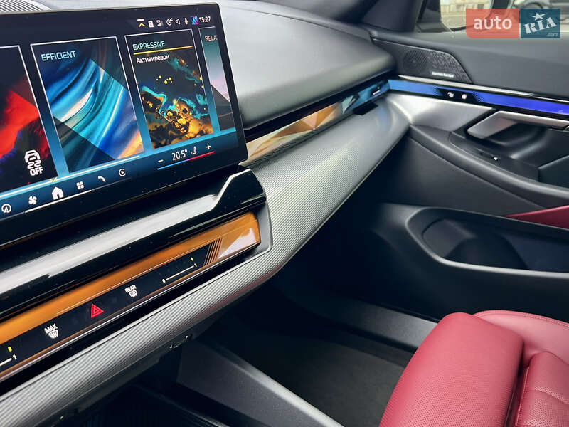 Седан BMW 5 Series 2023 в Одесі