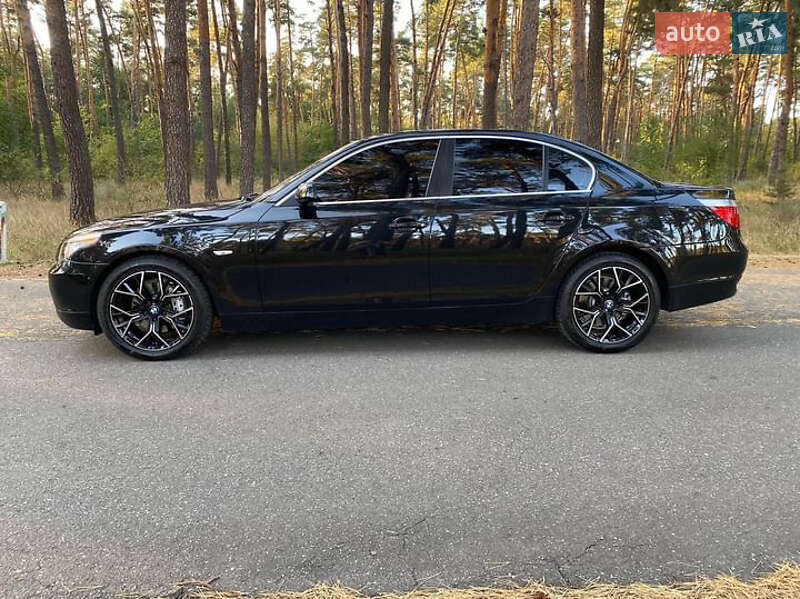 Седан BMW 5 Series 2006 в Александровке