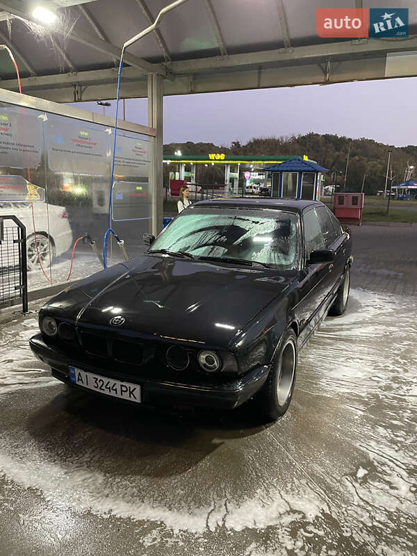 Седан BMW 5 Series 1995 в Обухове фото 4 Седан BMW 5 Series 1995 в Обухове