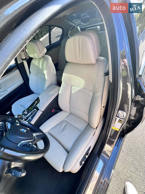 Седан BMW 5 Series 2015 в Киеве